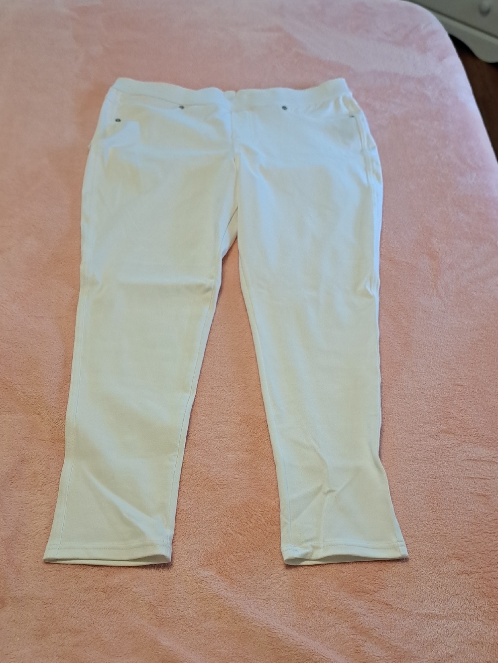 Simply Vera Vera Wang White Pull-On Ankle Pants